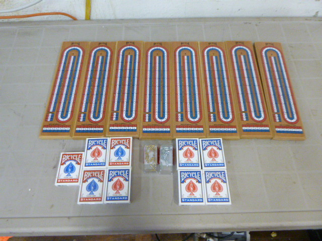 lot 31 image: 8 Bicycle Cribbage Boards with Playing Cards