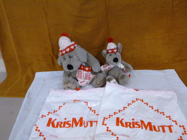lot 52 image: 2 Kris Mutts