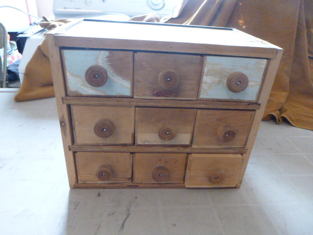 lot 67 image: Wooden 9 Drawer Parts Bin