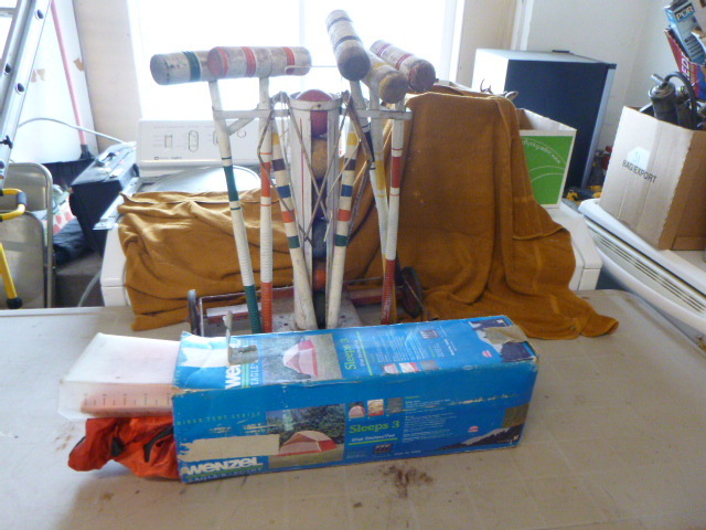 lot 78 image: Wenzel Eagles Point Tent and Croquet Set