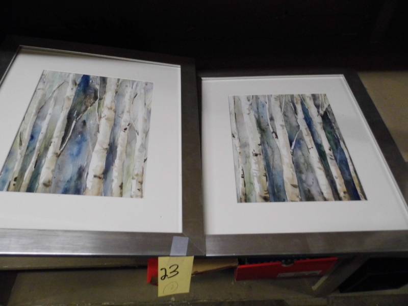 lot 23 image: Lot of 2 Pictures