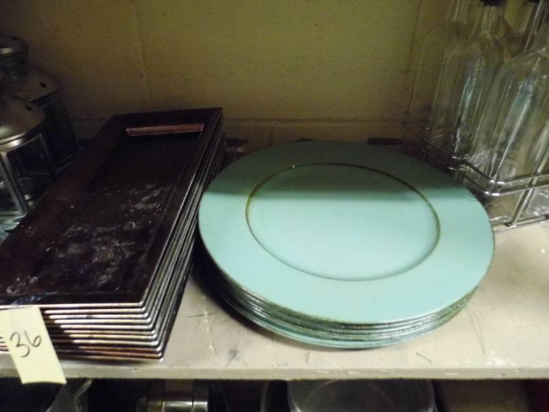 lot 36 image: Lot of 8 Plates - 11 Trays -