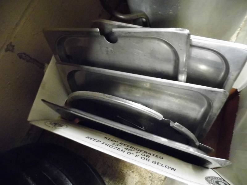 lot 39 image: Steam Table Lids