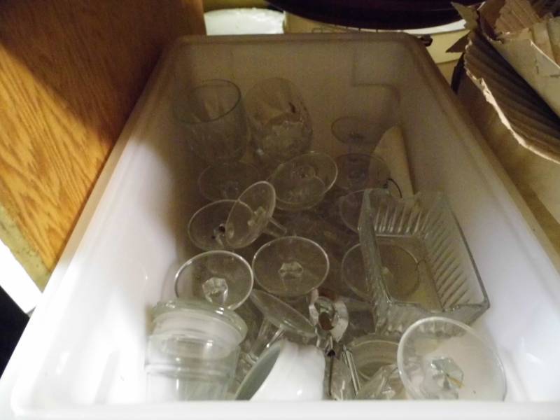 lot 104 image: Glassware - Bins
