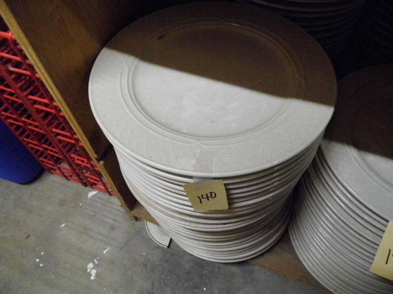 lot 140 image: Stack of 12  Plates