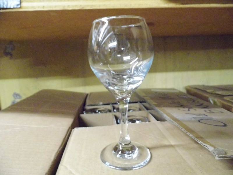 lot 148 image: Wine Glasses - Champagne Glasses