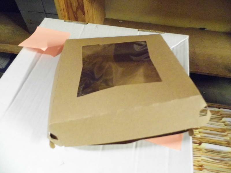 lot 156 image: To Go Pizza Boxes