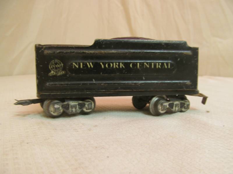 lot 41 image: Vintage mar train car