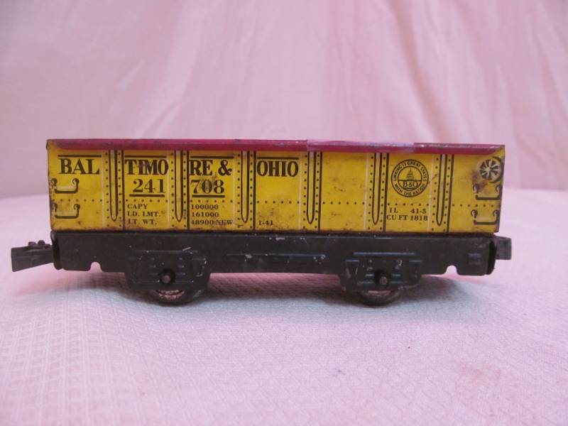 lot 48 image: Vintage mar train car