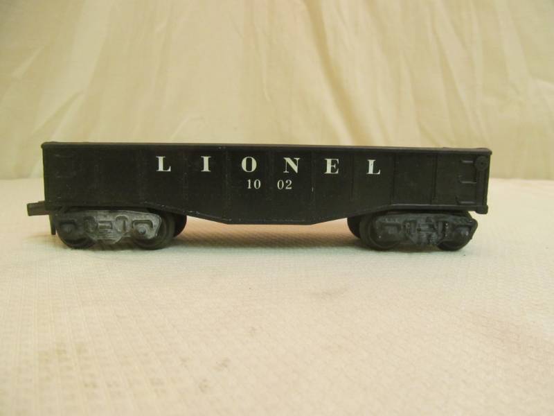 lot 52 image: Lionel train car