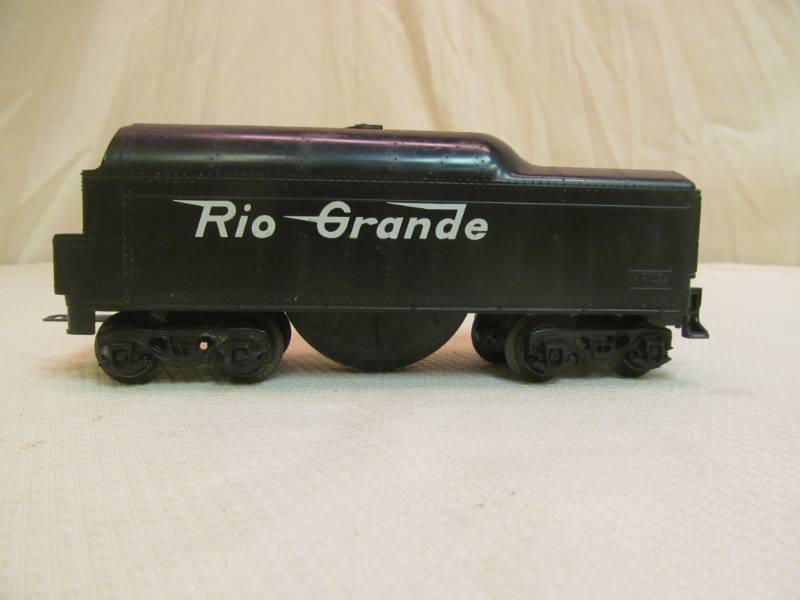 lot 60 image: Lionel train car