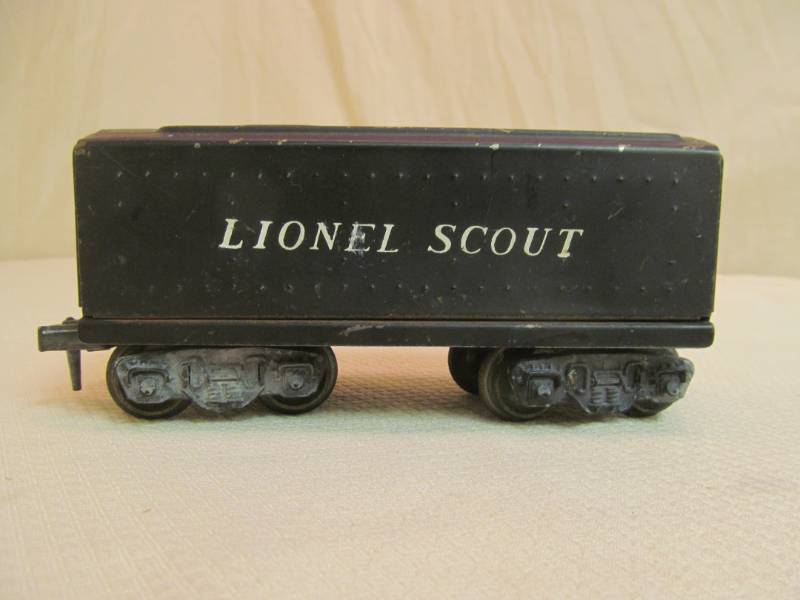 lot 62 image: Lionel train car