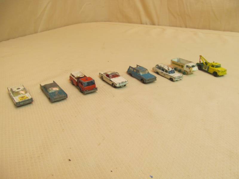 lot 78 image: Vintage you vehicles