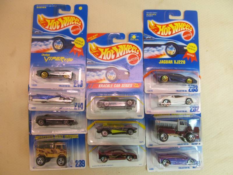 lot 81 image: NIP 1990 hot wheels