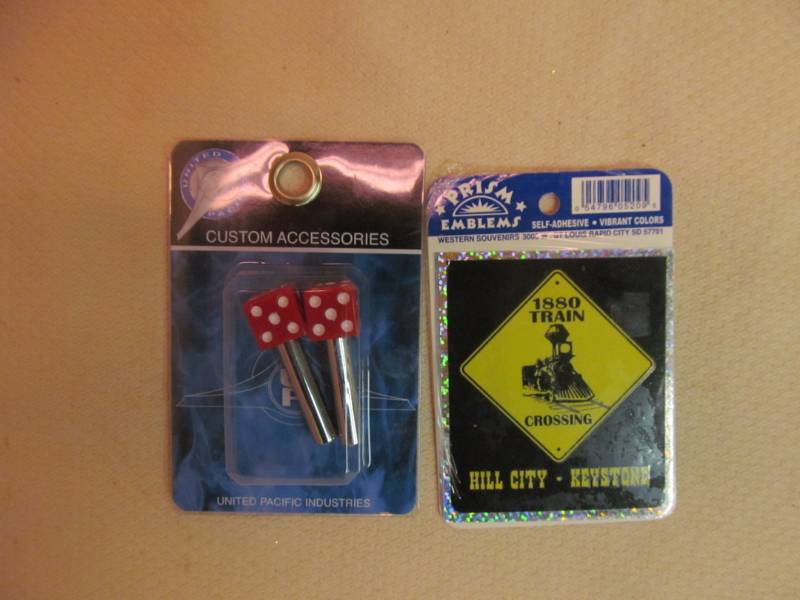 lot 94 image: Railroad dice, keystone emblem