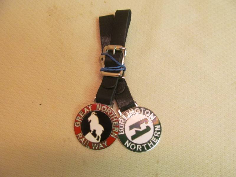 lot 100 image: Railroad key fobs