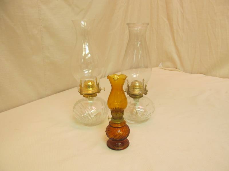 lot 122 image: lamps