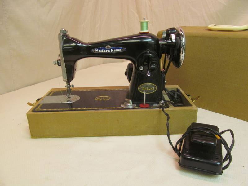 lot 136 image: sewing machine
