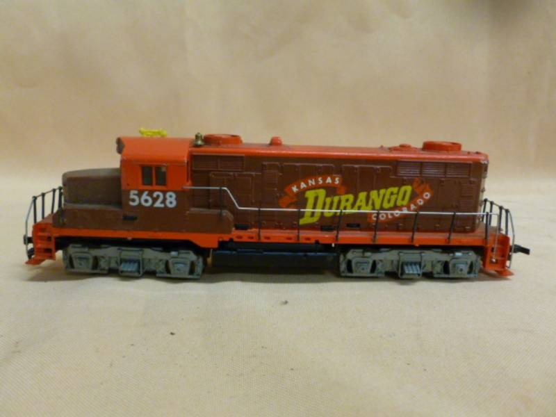 HO Scale Locomotive