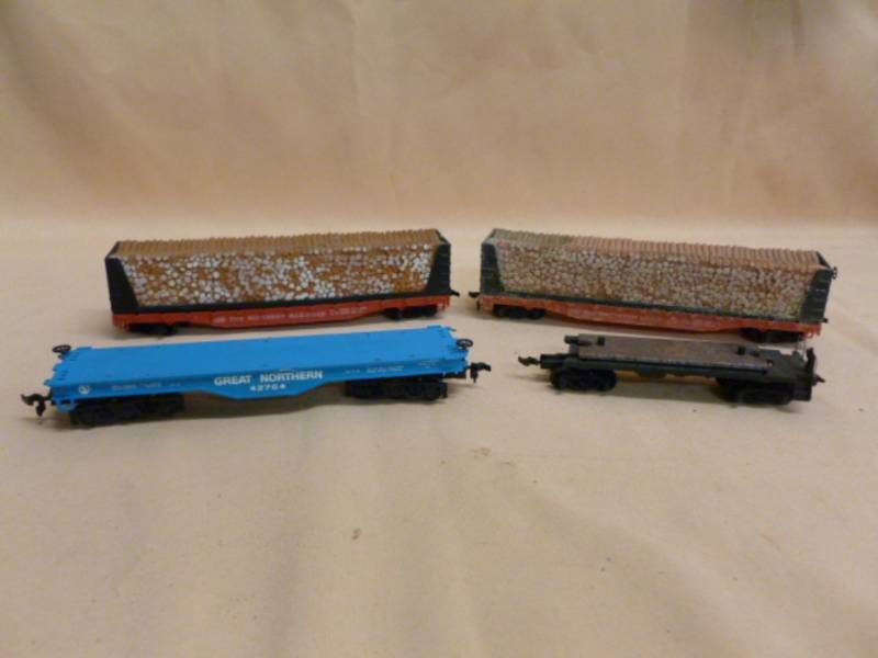 HO Scale Train Cars