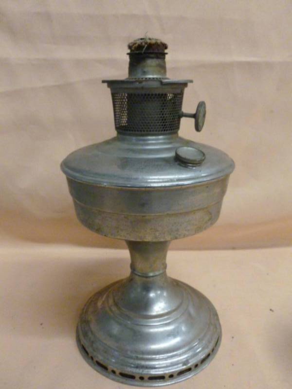 Antique Aladdin Oil Lamp