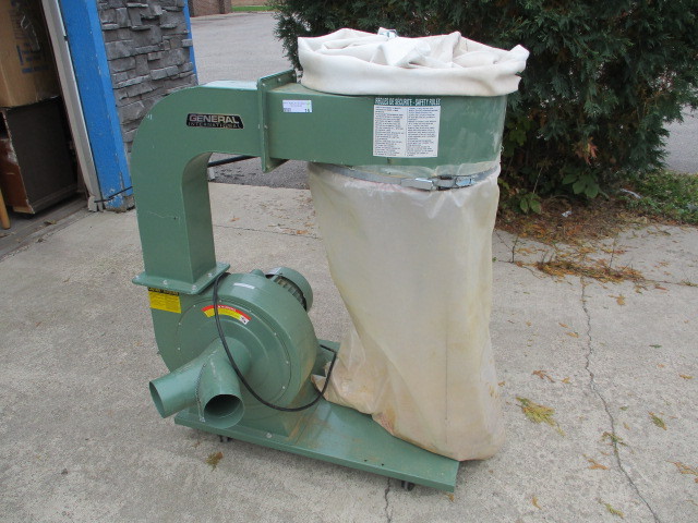 lot 14 image: General Dust Collector