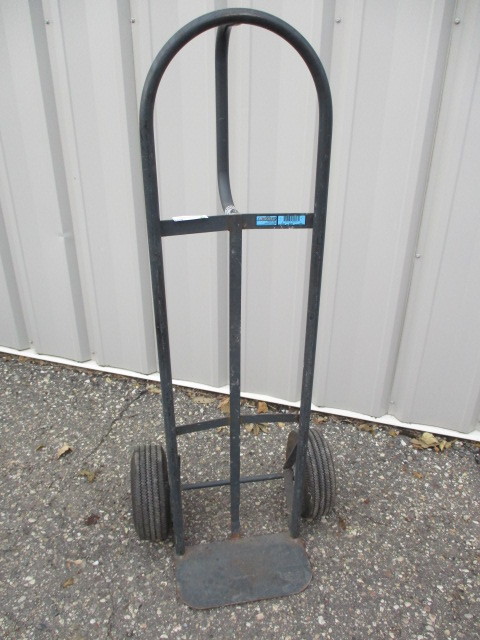 lot 49 image: Hand Cart