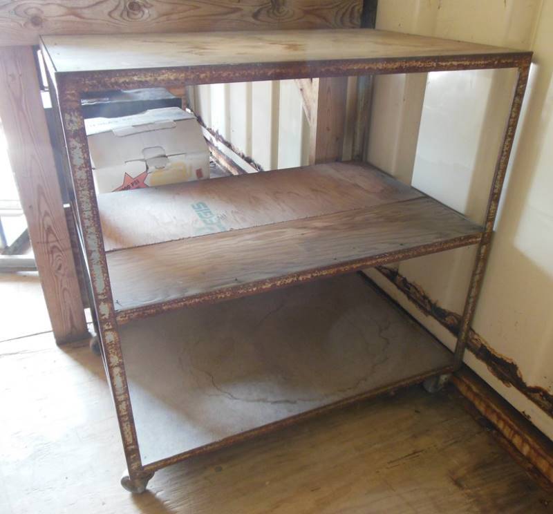 lot 200 image: Rolling Cart 3 Shelves