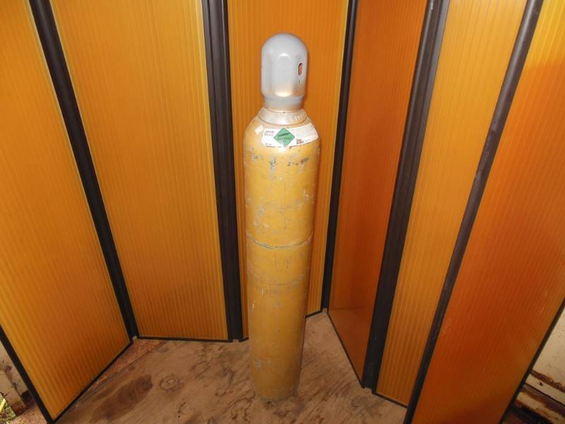 lot 155 image: Argon  CO2 Gas Tank