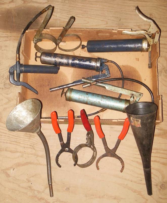 lot 171 image: Grease Guns, Funnels (including flexible hose metal funnel) and Filter Wrenches