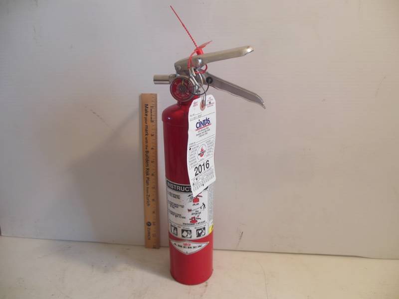 lot 203 image: Amerex Fire Extinguisher Model B417 - in the green