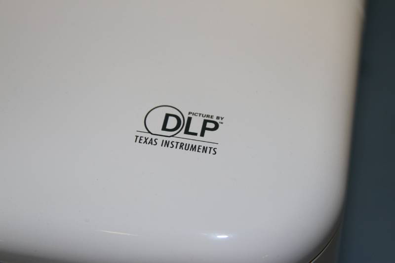 lot 33 image: NEC NP4100W Widescreen DLP Home Theater HD Projector