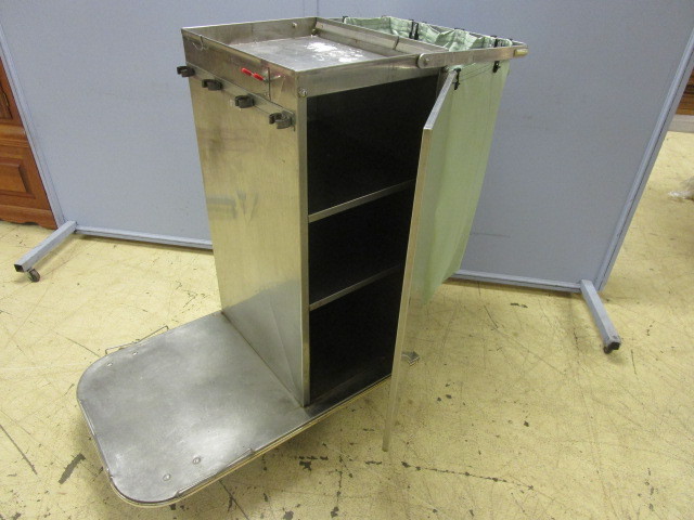 JANITORIAL CLEANING CART