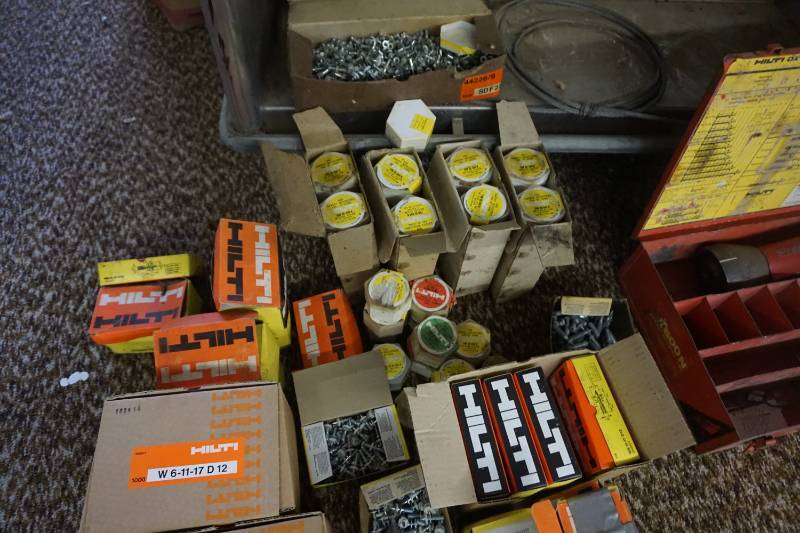 lot 6 image: Large Lot Of Hilti Connectors, Fasteners, and Primers