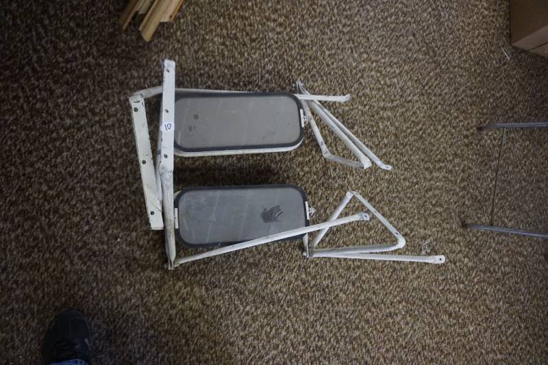 lot 58 image: Set of - 2 Truck Mirrors