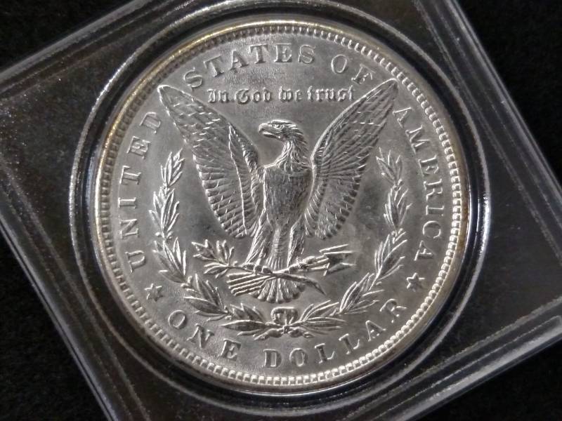 lot 24 image: 1889 High Grade Morgan Silver Dolla...