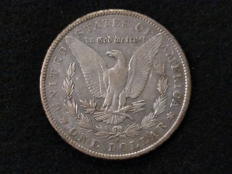 lot 42 image: 1904 S Morgan Silver Dollar, Key Da...
