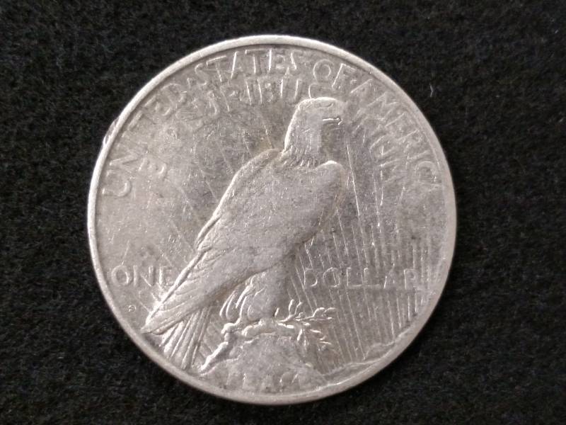 lot 82 image: 1925 S Peace Silver Dollar...