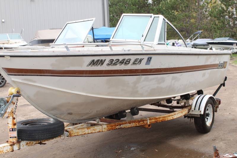 lot 52 image: 1981 Lund Tyee