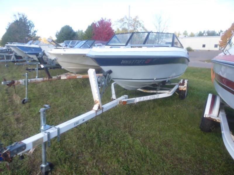 lot 18 image: 1990 Thunder Craft 16 Fiberglass Boat