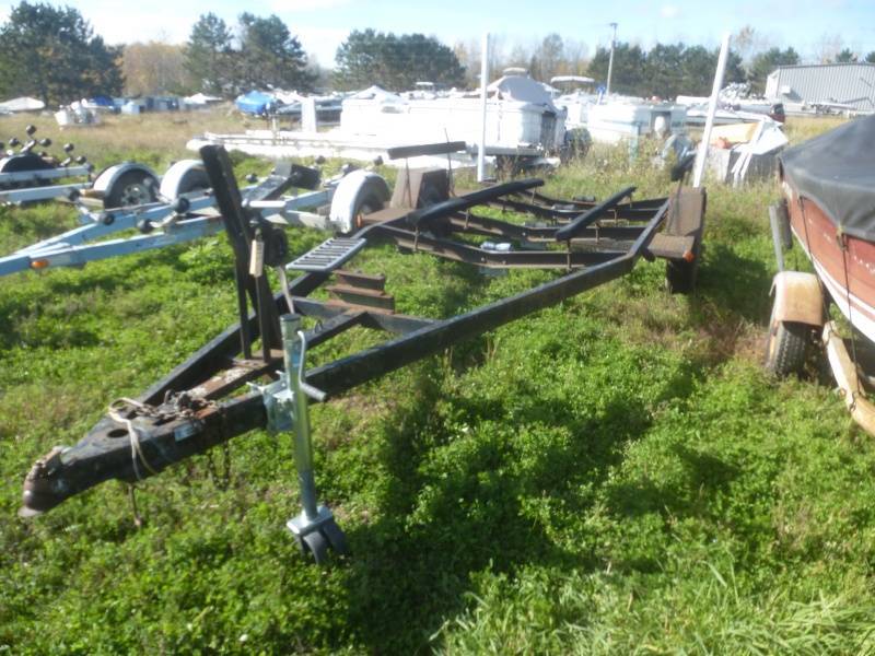 lot 23 image: Bunk Boat Trailer Parts Only