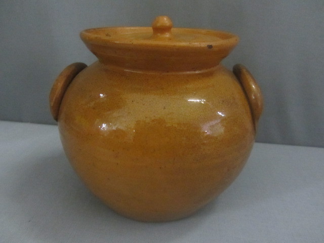 Jugtown Bean Pot