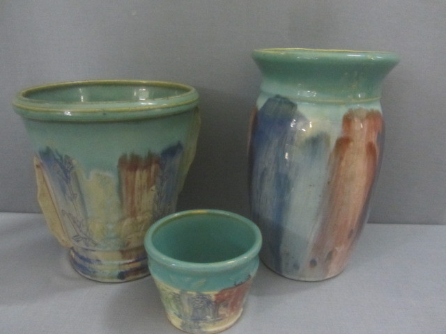 Hull Vases