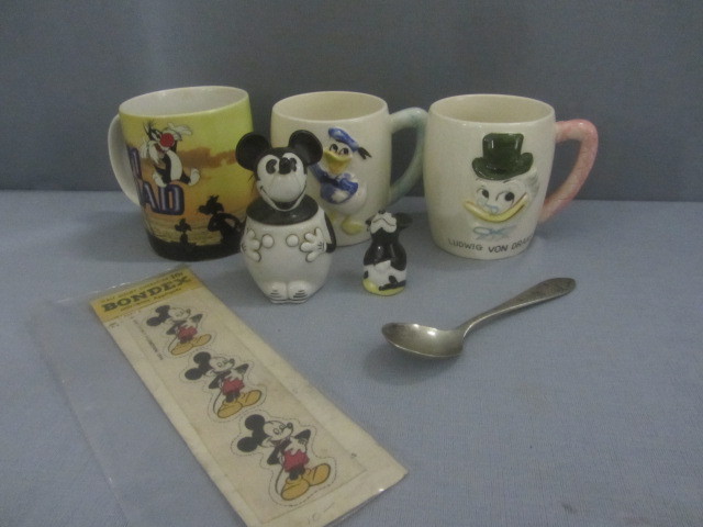 Disney & Looney Tunes