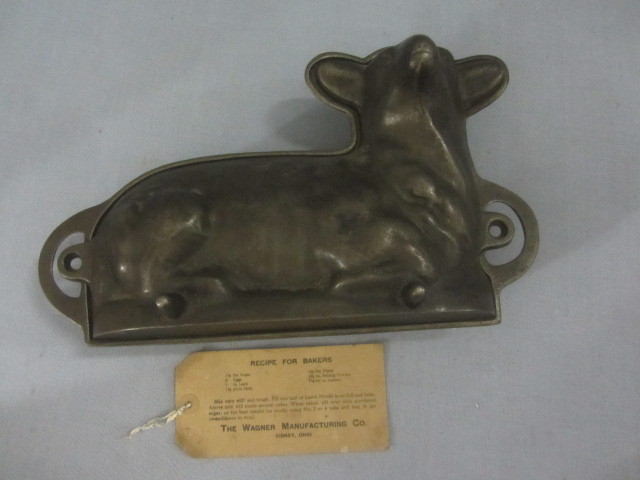 Wagner Cast Lamb Mold