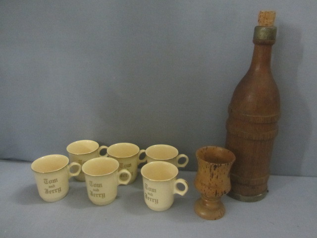Tom & Jerry Cups, Wood Bottle