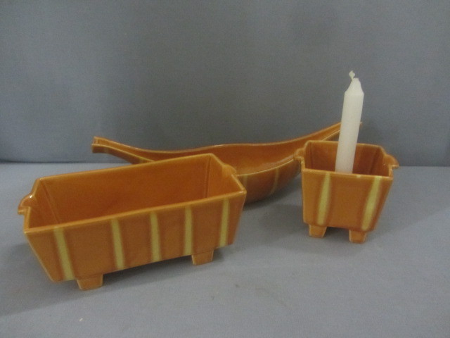 USA Pottery Planter, Hull Console