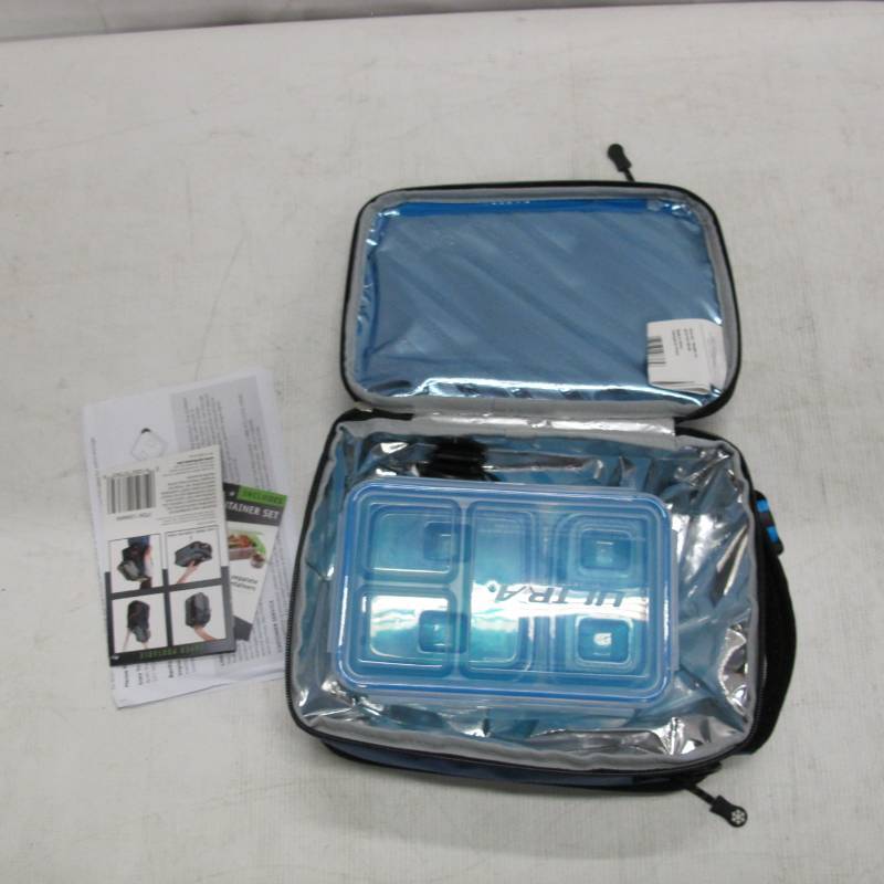 lot 81 image: High Sierra Expandable Lunch Kit - Black
