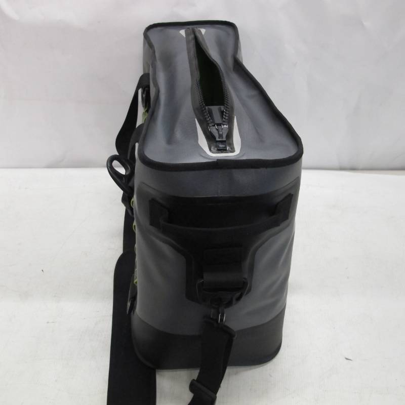 lot 85 image: Titan RF Heavy Duty Super Cooler