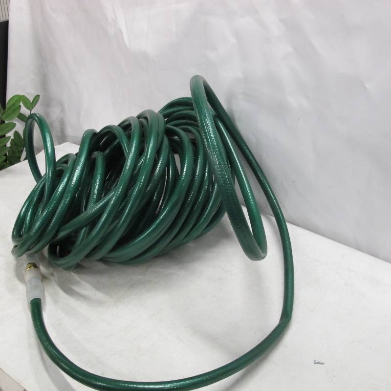 lot 119 image: Large Outdoor Water Hose
